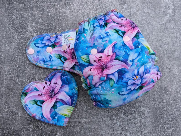 Lillies | Petite Hybrid Fitted | cloth diapers | handdyed soaker | Fitted diaper | bamboo spandex